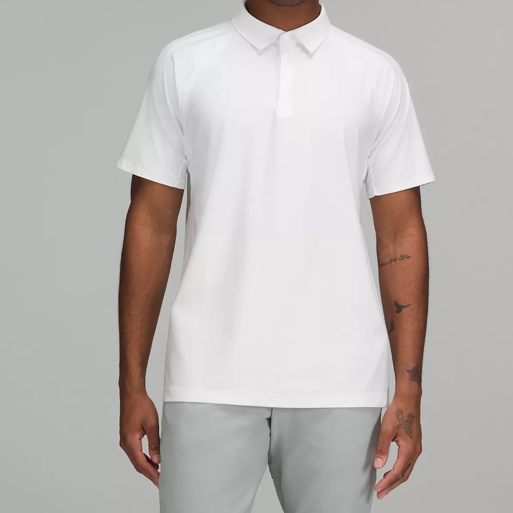 Lululemon small men’s stretch polo. NWT.